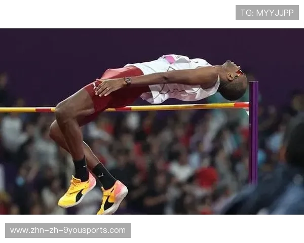 跳高冠军创造个人最好成绩，教练称训练见成效，跳高冠军比赛视频