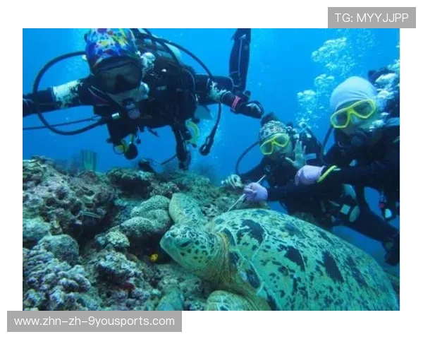 “快艇冲浪激战东三叉湖，速度与激情并存”